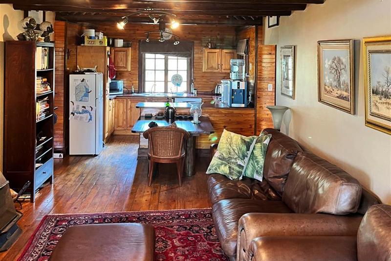 5 Bedroom Property for Sale in Vaalkop Dam North West